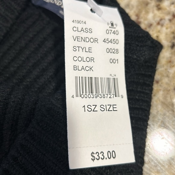 Brandy Melville crop top - Picture 3 of 5